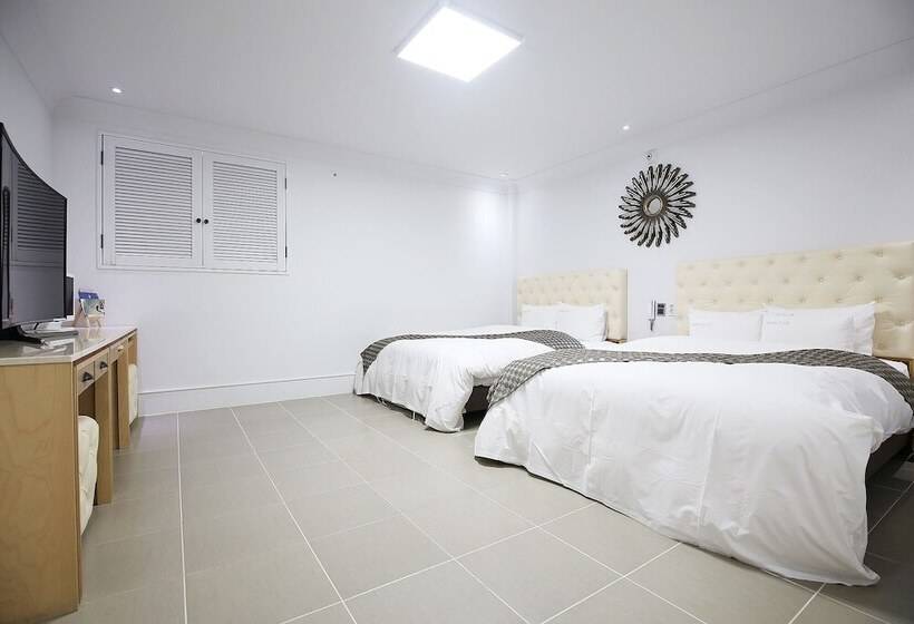 Jincheon Sun & Moon Motel