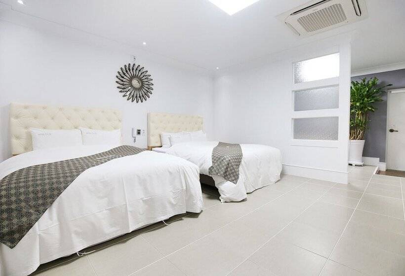 Jincheon Sun & Moon Motel