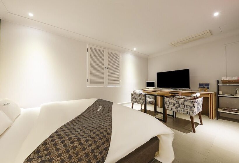 Jincheon Sun & Moon Motel