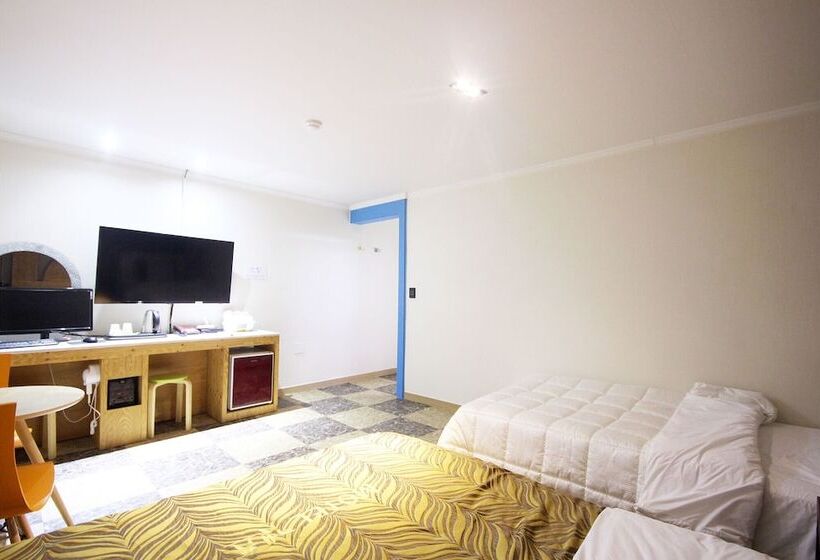 فندق على الطريق Busan Gupo Cats