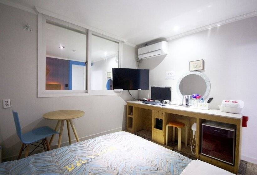 فندق على الطريق Busan Gupo Cats