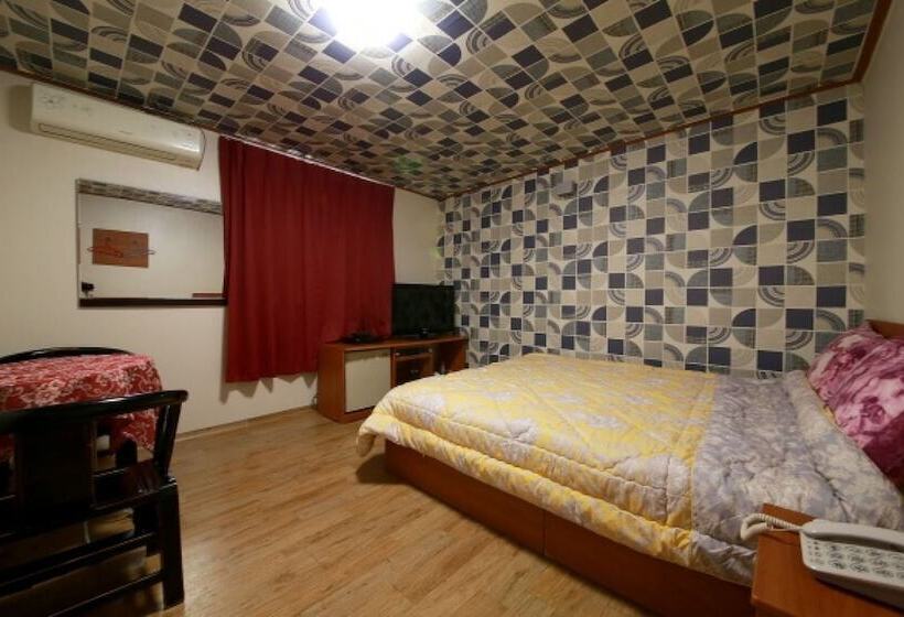 מוטל Dongducheon Green Park