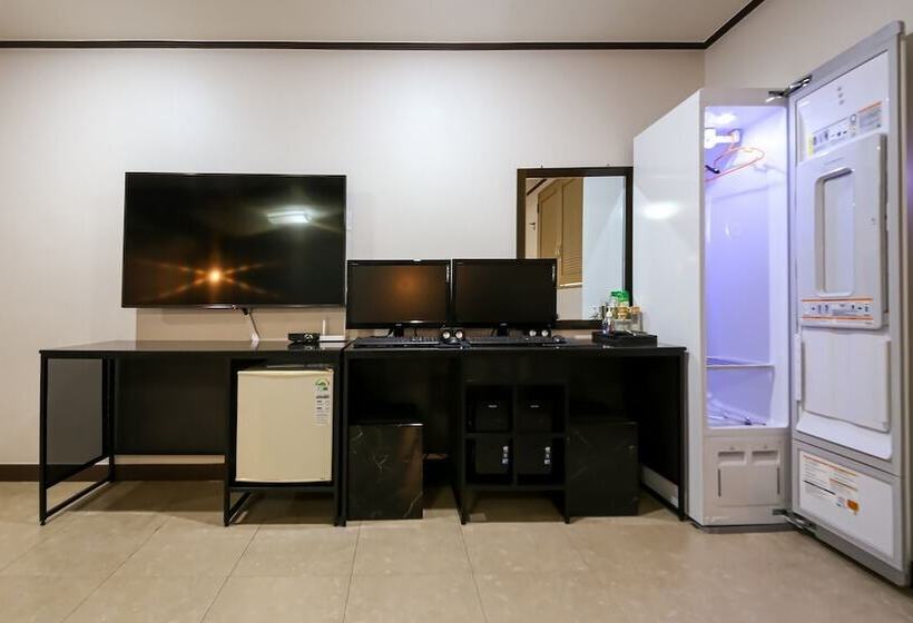 汽车旅馆  Gochang Hotel Moyangseong