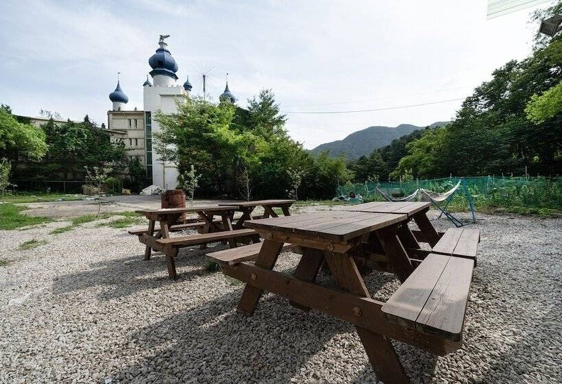 مُتل Pocheon  Kingdom