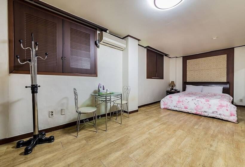 مُتل Pocheon Las Vegas