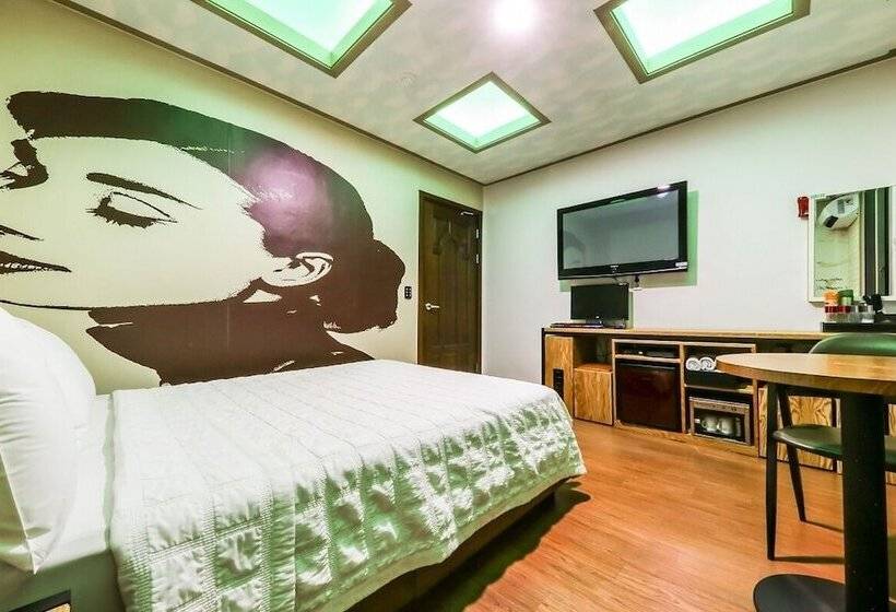 汽车旅馆  Seocheon Taxi