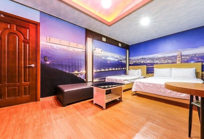 汽车旅馆  Seocheon Taxi