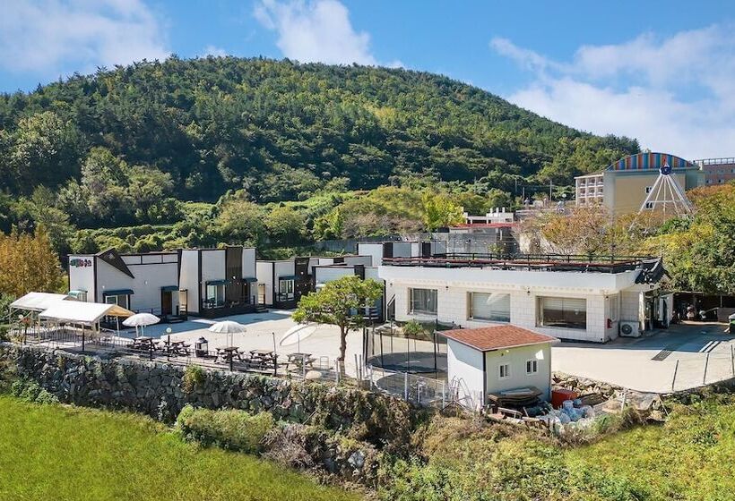 פנסיון Namhae Seven House