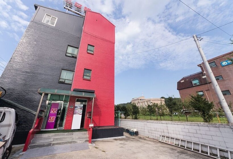 Pocheon Shilla Motel