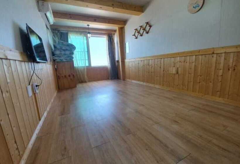 Yangyang Haeoreum Pension