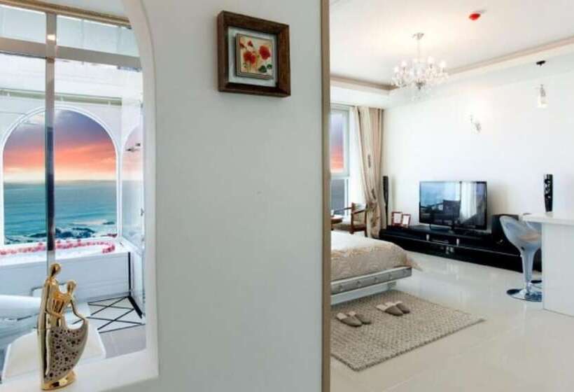 Yangyang Sea View Pension