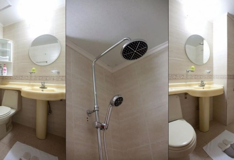 Yangyang Sea View Pension