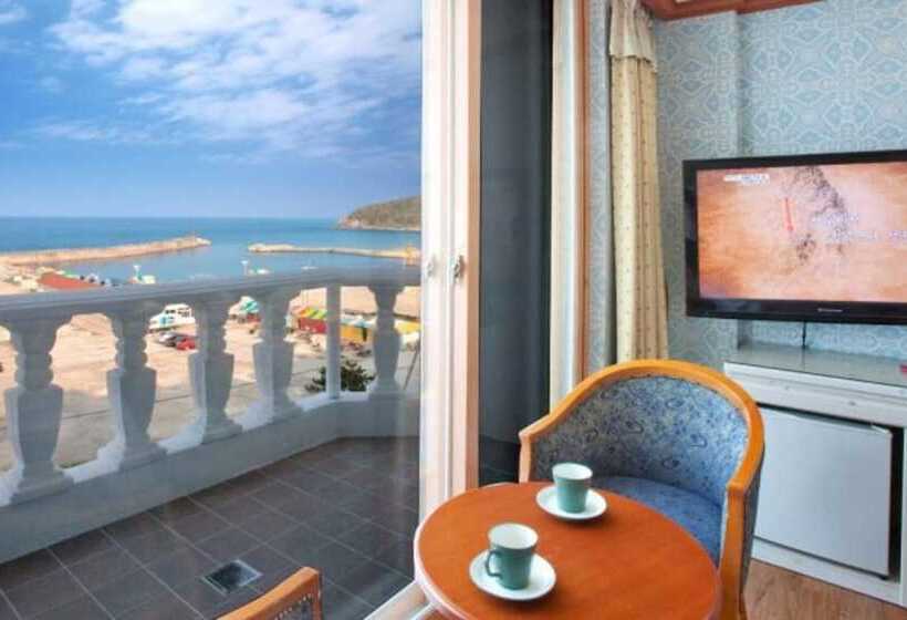 Yangyang Sea View Pension