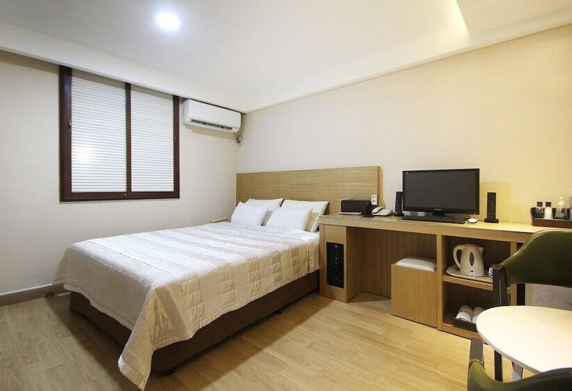 Yeosu One Self Check In Motel