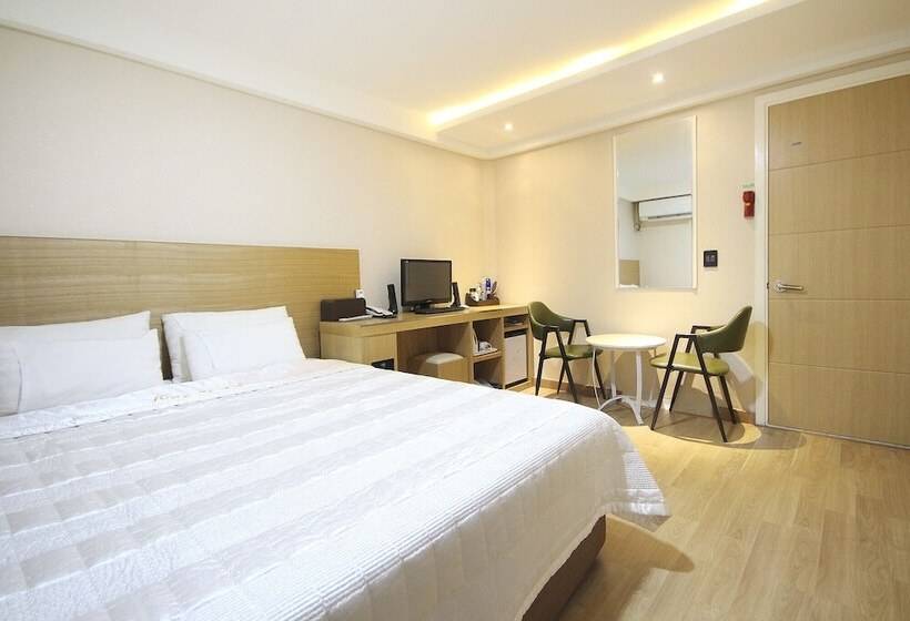 Yeosu One Self Check In Motel