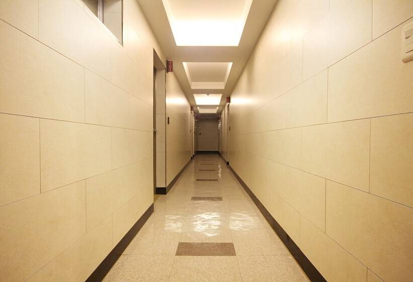 Yeosu One Self Check In Motel