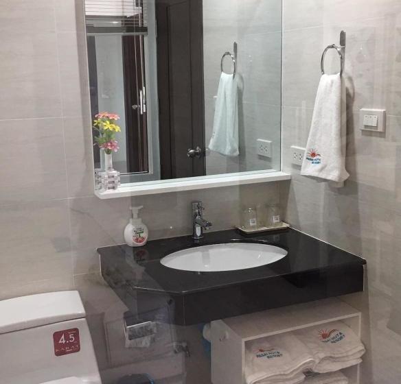 Fasai Hut And Resort