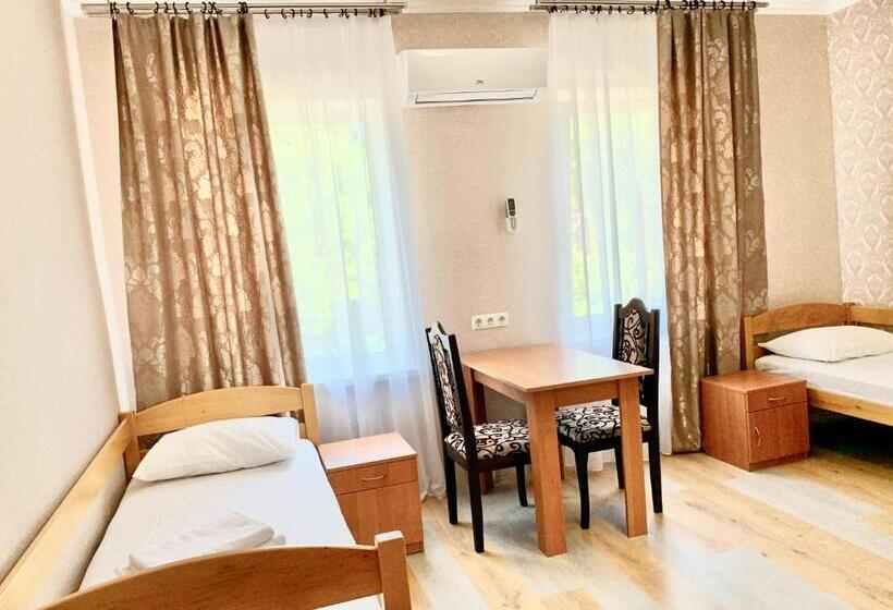 Общежитие мини гостиница три коня