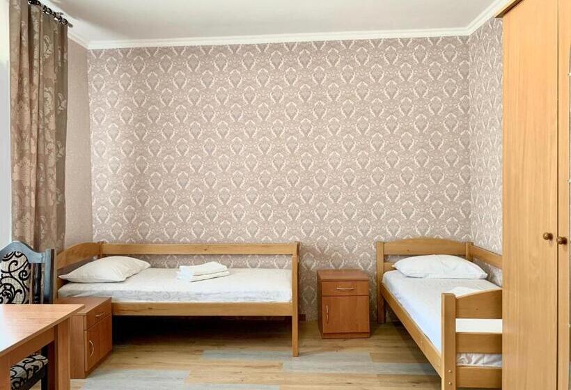 Общежитие мини гостиница три коня