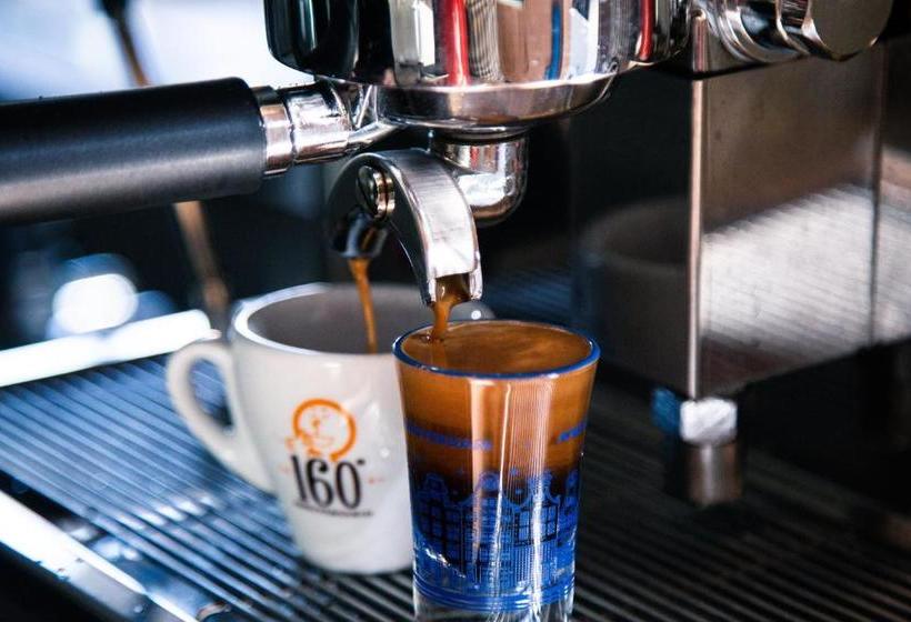 旅馆 山の中の一棟貸切宿 五番地