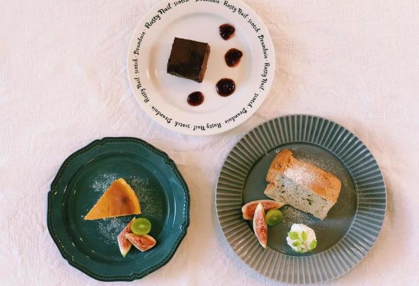 旅馆 山の中の一棟貸切宿 五番地