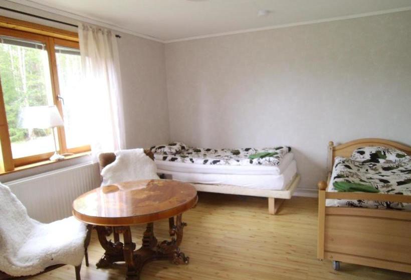 Общежитие Mellangården