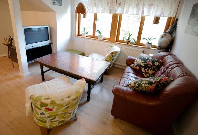 Общежитие Mellangården