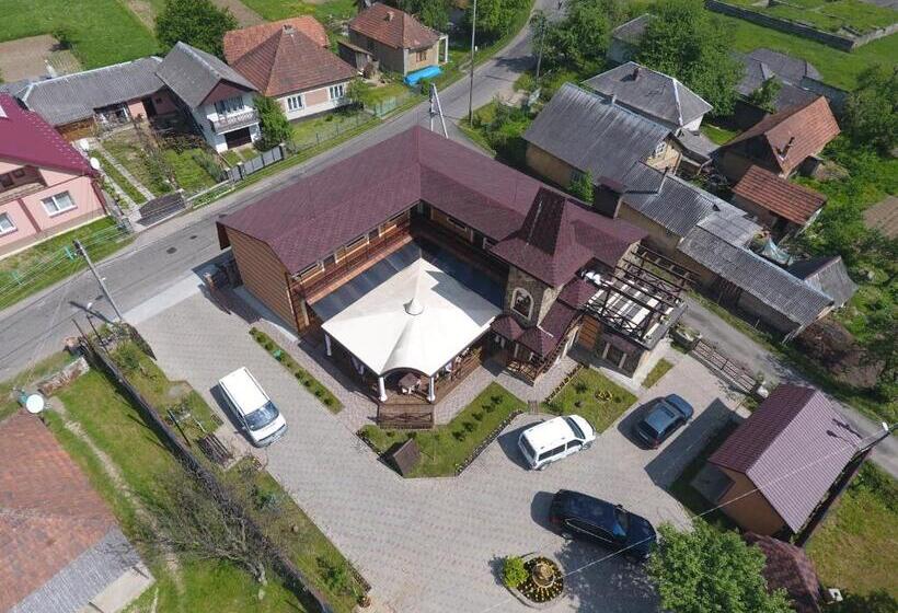 הוסטל Minihotel Zolotoe Runo