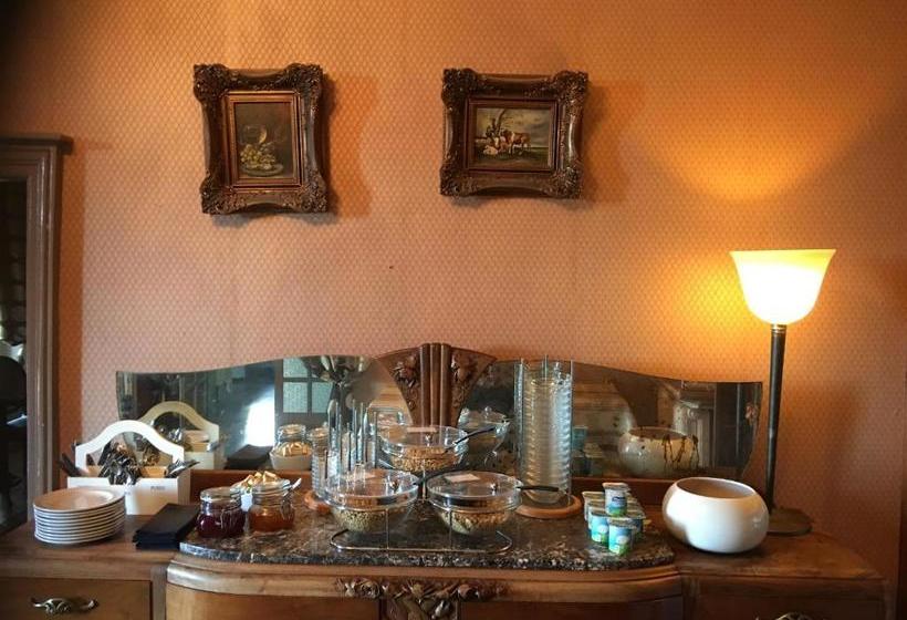 Bed and Breakfast Chateau De Vareilles