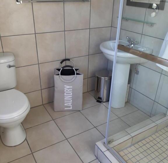 ベッドアンドブレックファースト Fochville Guesthouse