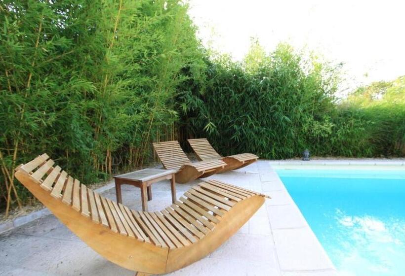 Bed and Breakfast Le Prieure De Buffon