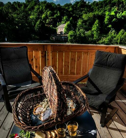 ベッドアンドブレックファースト Le Volcan Des Sens, Chambres D Hotes De Luxe Et Spa