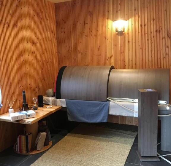 ベッドアンドブレックファースト Le Volcan Des Sens, Chambres D Hotes De Luxe Et Spa