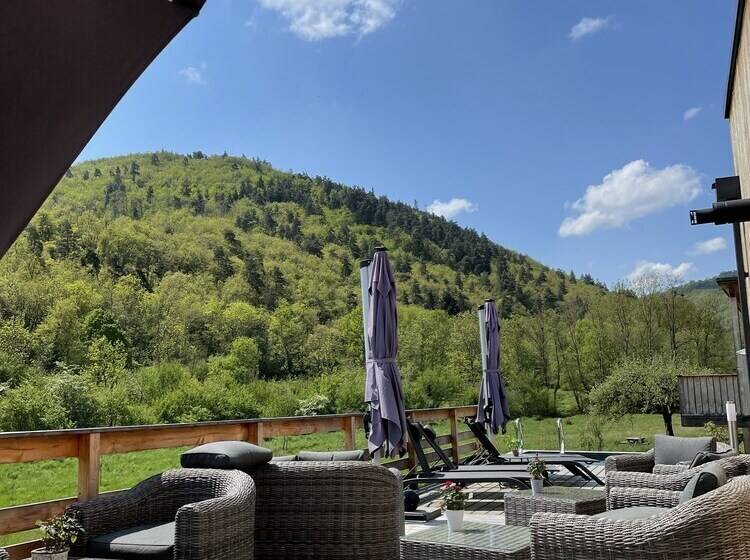 ベッドアンドブレックファースト Le Volcan Des Sens, Chambres D Hotes De Luxe Et Spa