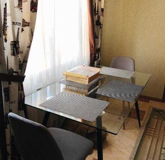 酒店 готель гайсин «тіроль»