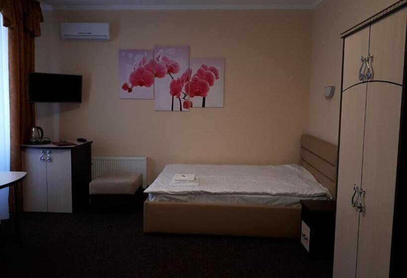 Отель орхідея