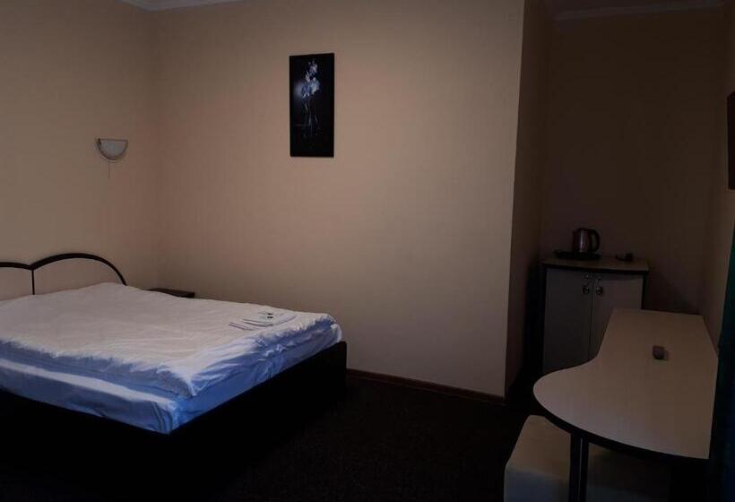 Отель орхідея