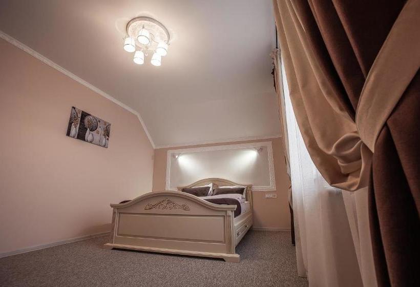 Hotell золота гора