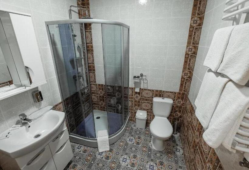 Hotell золота гора