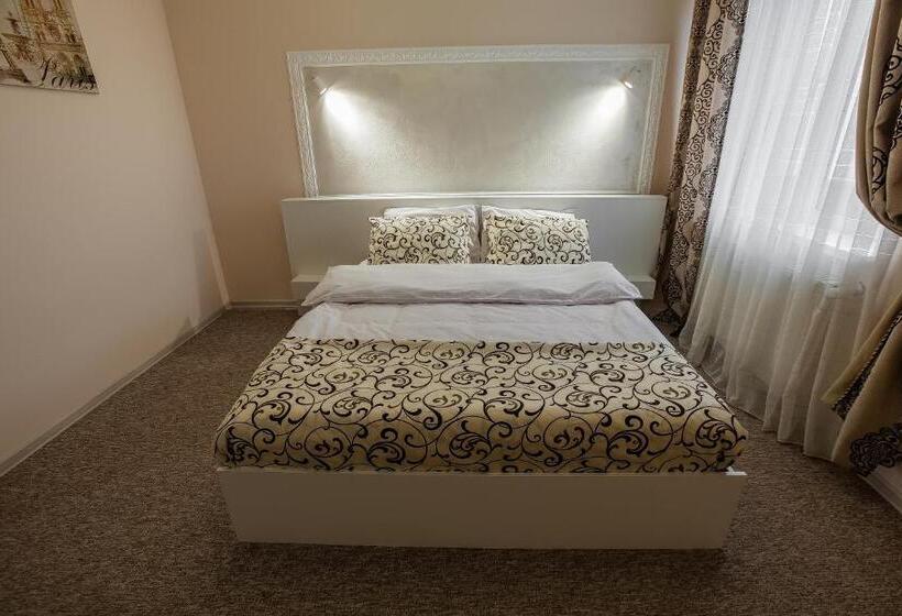 Hotell золота гора