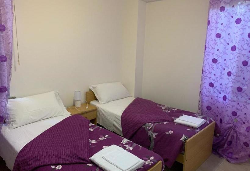 ホテル Al Quadrifoglio