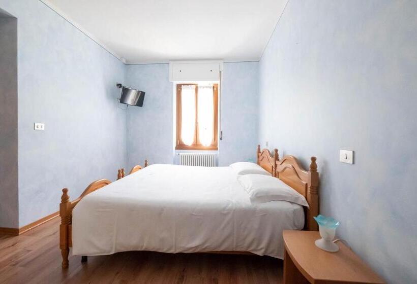 בית מלון כפרי Albergo Monte Giove