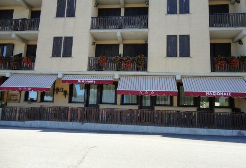 ホテル Albergo Nazionale