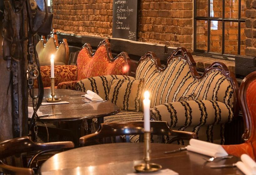 בית מלון כפרי Antik Hof Bissee