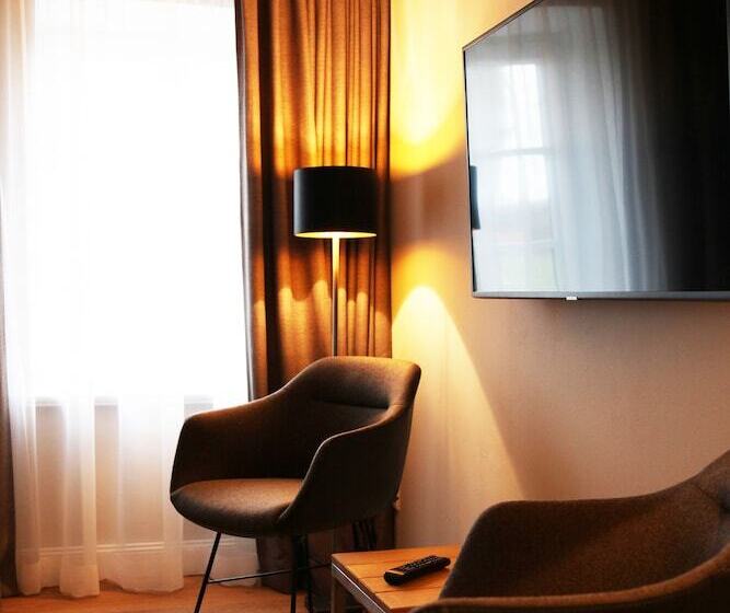 בית מלון כפרי Antik Hof Bissee