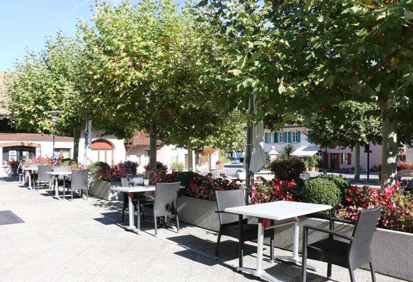 فندق Auberge Au Lion D Or