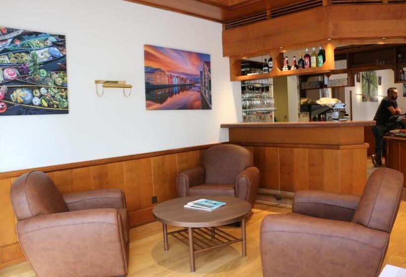 فندق Auberge Au Lion D Or