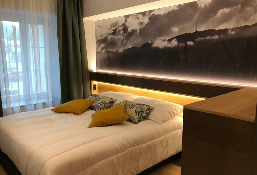 Отель Auberge De La Tour