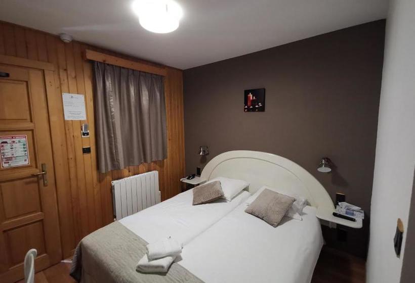 בית מלון כפרי Auberge Saint Jean