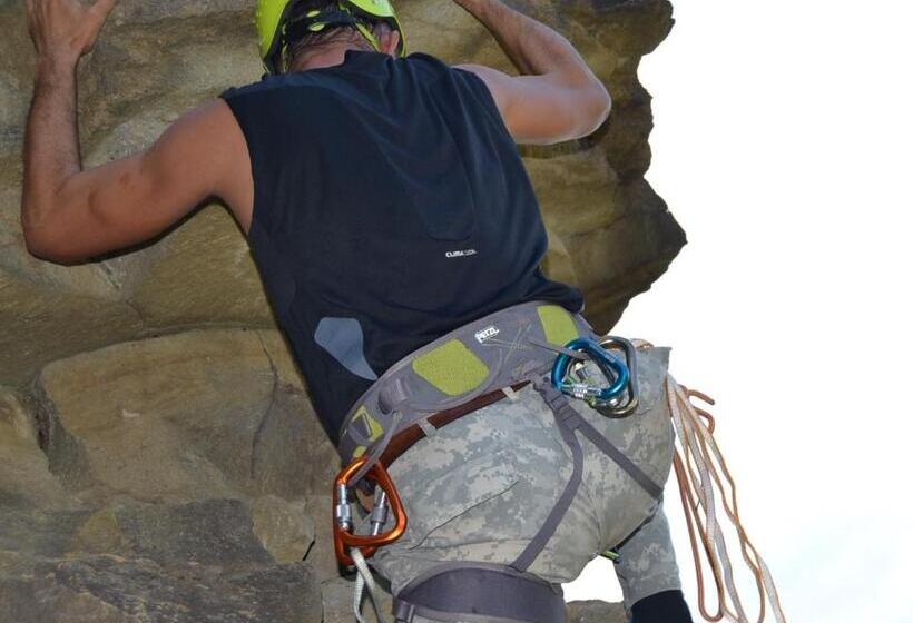 ホテル Bilovoddya